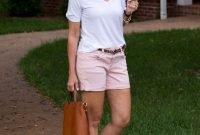 Elegant Summer Outfits Ideas For Women Over 40 Years Old42
