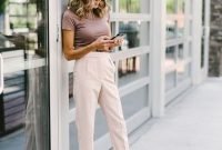 Fashionable Work Outfit Ideas To Try Now21