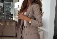 Fashionable Work Outfit Ideas To Try Now30