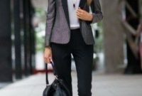 Stylish Outfits Ideas For Professional Women05