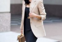 Stylish Outfits Ideas For Professional Women27