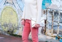 Affordable Women Outfit Ideas For Summer With Sweaters28