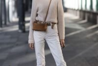 Charming Minimalist Outfits Ideas To Inspire Your Style23