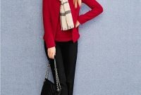 Charming Winter Outfits Ideas To Go To Office06