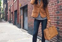 Charming Winter Outfits Ideas To Go To Office14