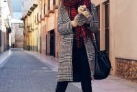 Charming Winter Outfits Ideas To Go To Office19