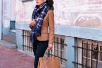 Charming Winter Outfits Ideas To Go To Office22