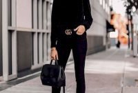 Charming Winter Outfits Ideas To Go To Office32