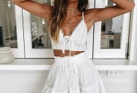 Cute Summer Outfits Ideas For Women You Must Try27