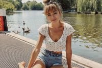 Cute Summer Outfits Ideas For Women You Must Try36