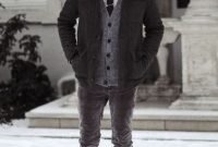 Elegant Winter Outfits Ideas For Men37