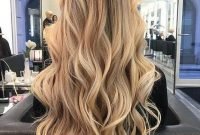 Latest Wavy Long Hair Styles Ideas For Blonde Females 201922