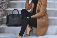 Unique Office Outfits Ideas For Career Women39