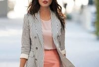 Attractive Spring And Summer Business Outfit Ideas For Women34