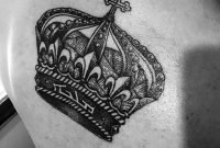 Comfy Crown Tattoos Ideas Youll Need To See35