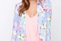 Cozy Combinations Ideas With Floral Blazers You Must Try05