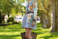 Cozy Combinations Ideas With Floral Blazers You Must Try08