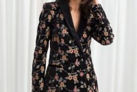Cozy Combinations Ideas With Floral Blazers You Must Try37