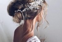 Elegant Wedding Hairstyle Ideas For Brides To Try35