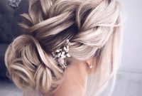 Elegant Wedding Hairstyle Ideas For Brides To Try37