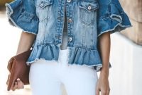Flawless Outfit Ideas How To Wear Denim Jacket39