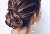 Gorgeous Prom Hairstyles Ideas For Women You Must Try22