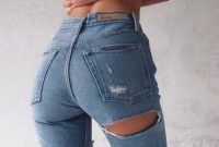Hottest Women Summer Outfits Ideas With Ripped Jeans To Try01