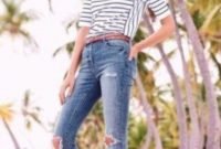 Hottest Women Summer Outfits Ideas With Ripped Jeans To Try05