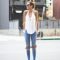 Hottest Women Summer Outfits Ideas With Ripped Jeans To Try10