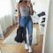 Hottest Women Summer Outfits Ideas With Ripped Jeans To Try19