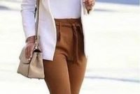 Impressive Spring And Summer Work Outfits Ideas For Women21