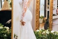 Impressive Wedding Dresses Ideas That Are Perfect For Curvy Brides02