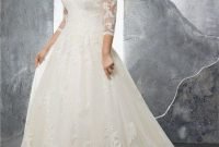 Impressive Wedding Dresses Ideas That Are Perfect For Curvy Brides04