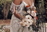 Impressive Wedding Dresses Ideas That Are Perfect For Curvy Brides12