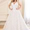 Impressive Wedding Dresses Ideas That Are Perfect For Curvy Brides24