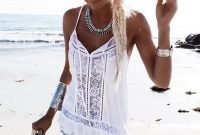 Newest Summer Beach Outfits Ideas For Women 201932