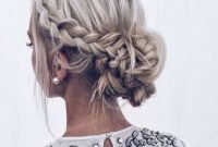 Unique Bun Hairstyles Ideas That Youll Love19