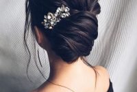 Unique Bun Hairstyles Ideas That Youll Love24