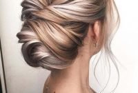Unique Bun Hairstyles Ideas That Youll Love33