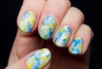 Unusual Watercolor Nail Art Ideas That Looks Cool09